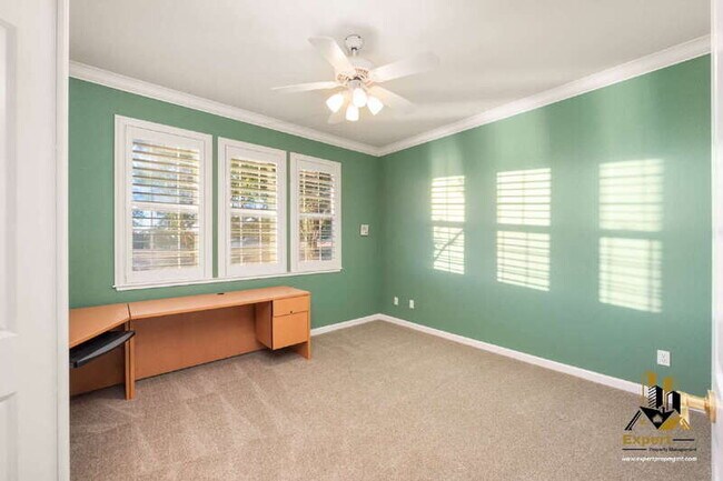 Building Photo - 5291 Bryant Rd