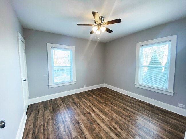 Building Photo - 3586 Chelton Rd