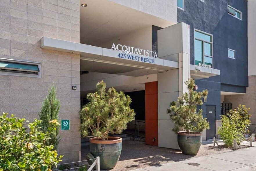 Building Photo - 425 W Beech St