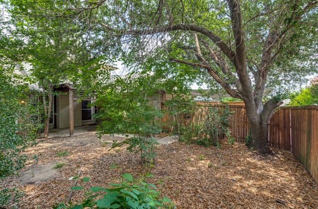 Building Photo - 2212 Grinelle Dr