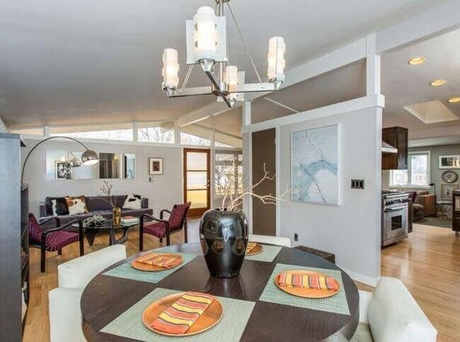 Building Photo - 4 Bed 3 Bath Home In North Boulders Catalpa Park Neighborhood!