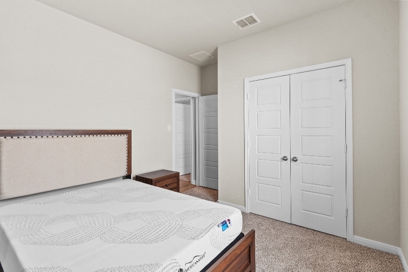 Building Photo - 218 Nespral Dr