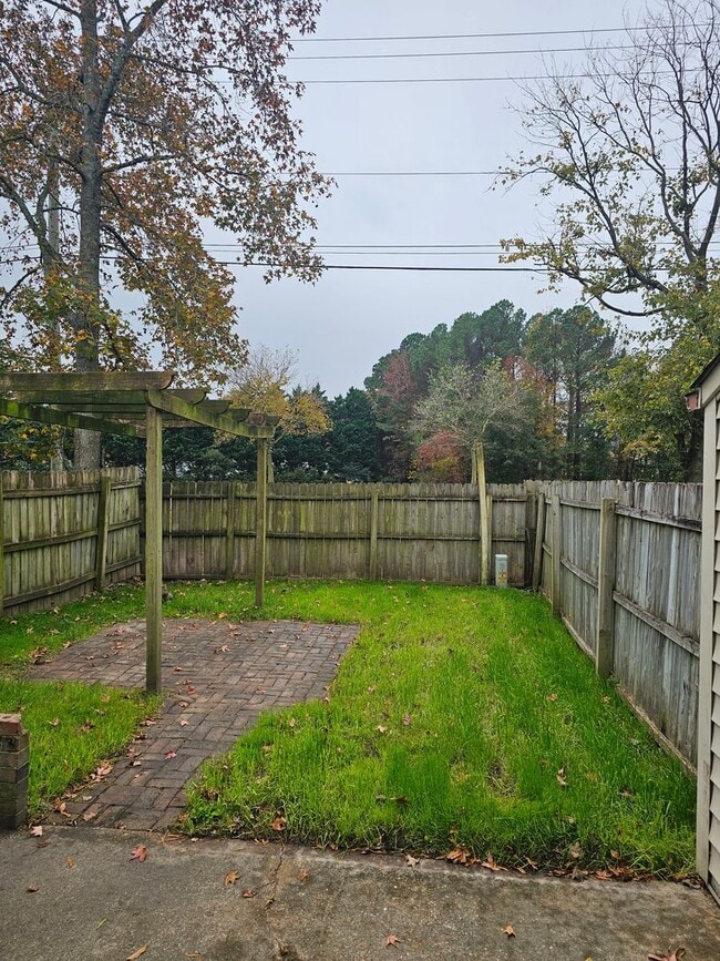 Building Photo - 1207 Haig Cir