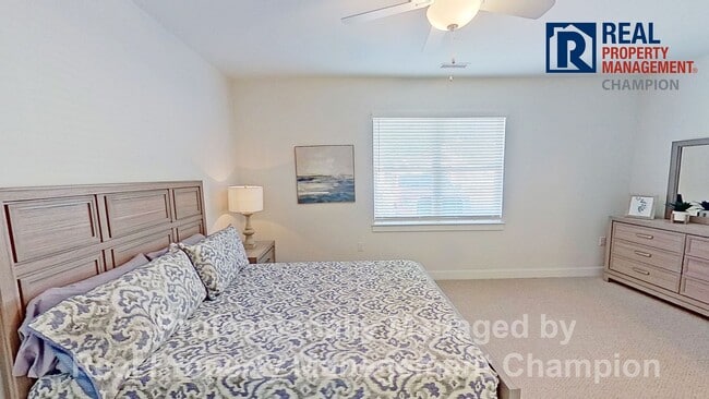 Building Photo - Newly Constructed Luxury Townhomes in Porters Neck