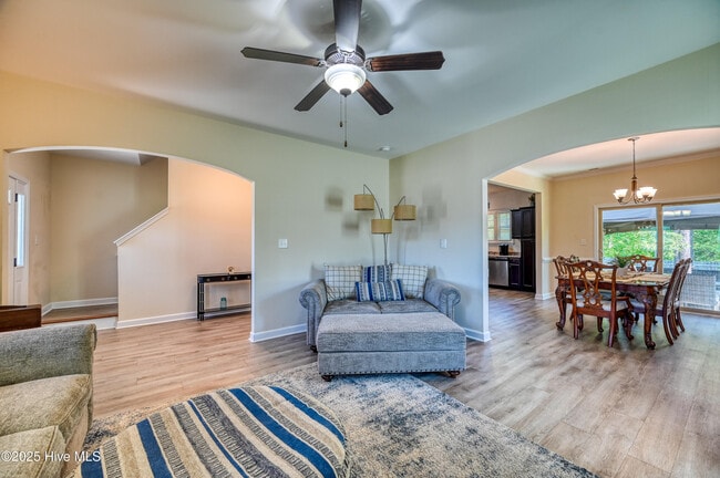 Building Photo - 307 Windward Landing