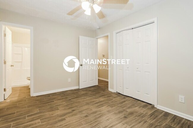 Building Photo - 3 Bedroom Pet-Friendly Home in COLLEGE PAR...