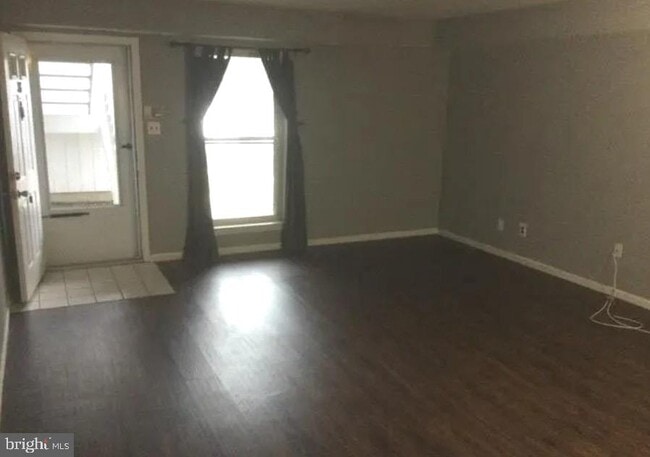 Building Photo - 316 Park Pl Dr