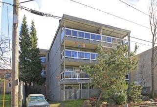 Building Photo - Tropics