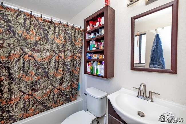 Building Photo - 12408 E Calle Maria