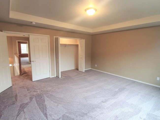 Building Photo - Great Home in Sherwood! Primary Suite on M...