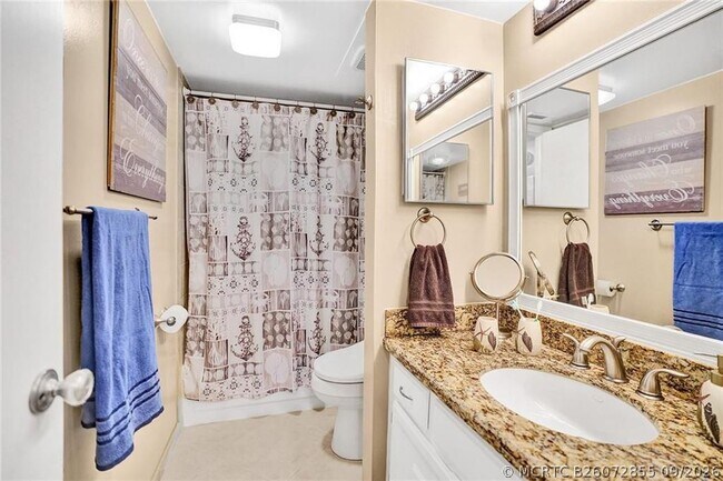 Building Photo - 6114 Coral Lake Dr