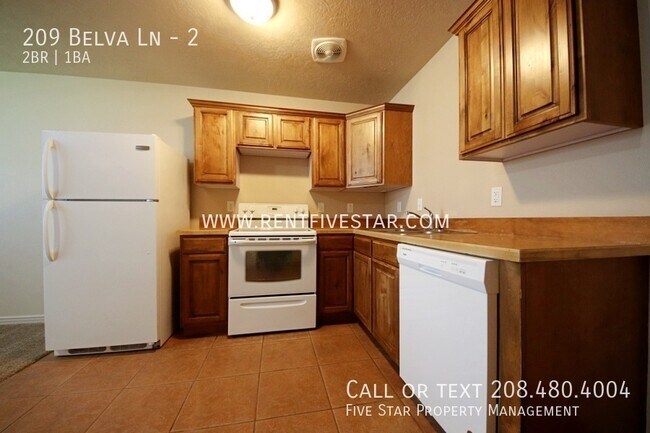 Building Photo - 209 Belva Ln