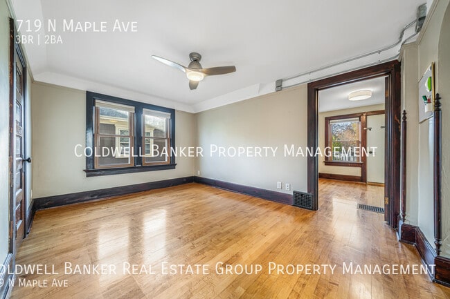 Building Photo - 719 N Maple Ave