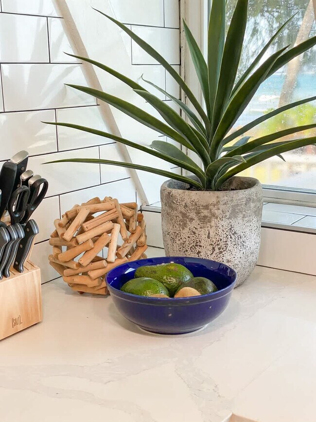 Building Photo - 53-729-729 Kamehameha Hwy