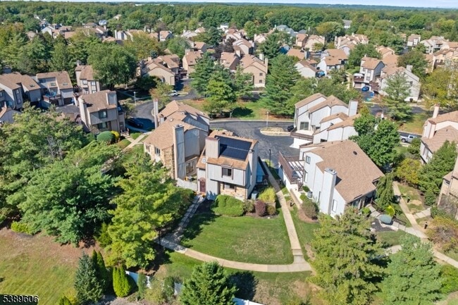 Building Photo - 160 Goldmine Ln