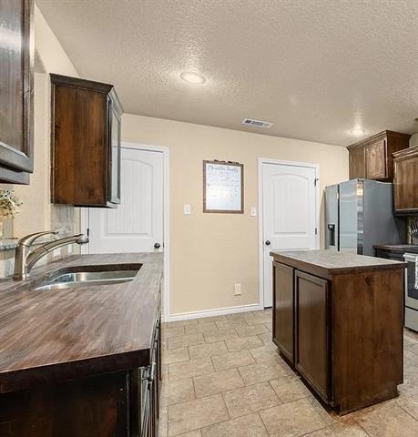 Building Photo - 205 E Little Dipper Dr