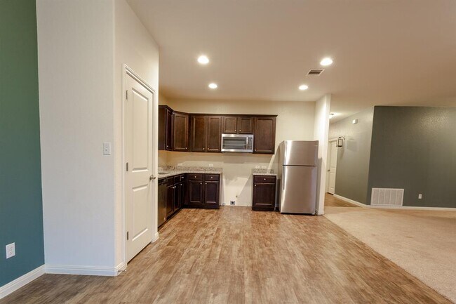 Building Photo - 14024 Sherri Berry Wy