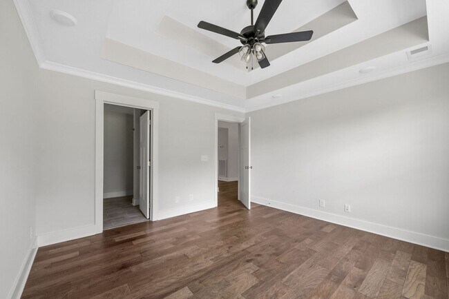 Building Photo - Modern Ranch Rental Near Rossview!