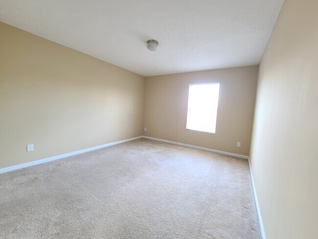 Building Photo - 7302 Autumn Crossing Way