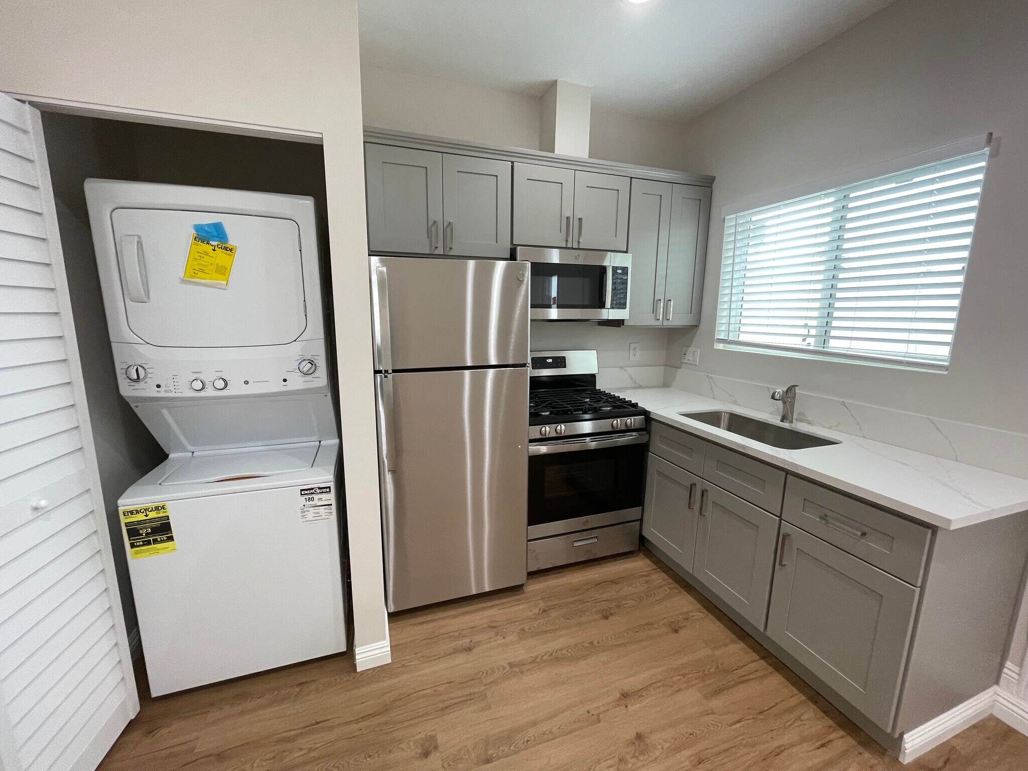 KITCHEN - 6310 Indiana Ave