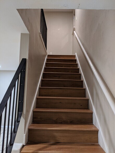 Building Photo - 540 Waco St