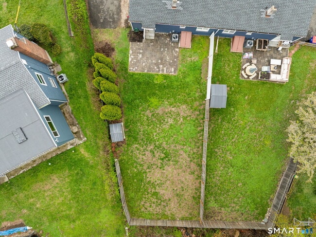 Building Photo - 40 Beacon View Dr
