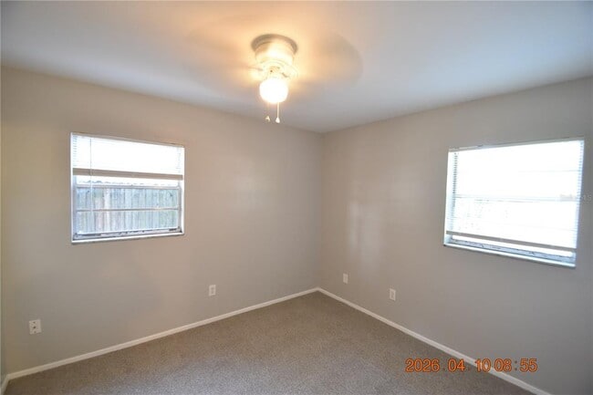 Building Photo - 10922 Hyacinth Ave