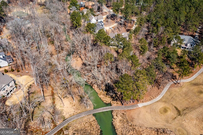 Building Photo - 1131 Pinehurst Dr