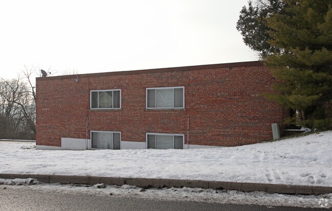 Building Photo - Montana Avenue Apartments