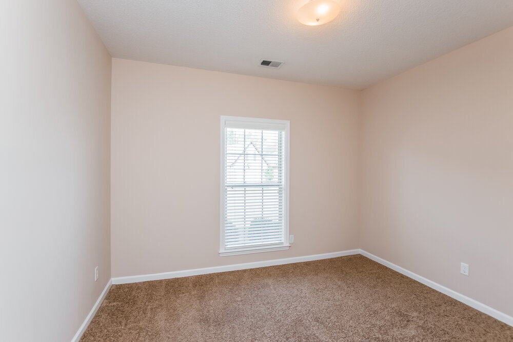 Building Photo - 5774 Bedford Loop E