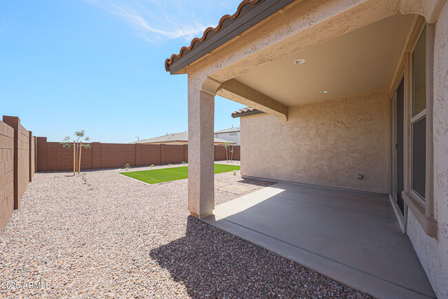 Building Photo - 25345 N 172nd Dr