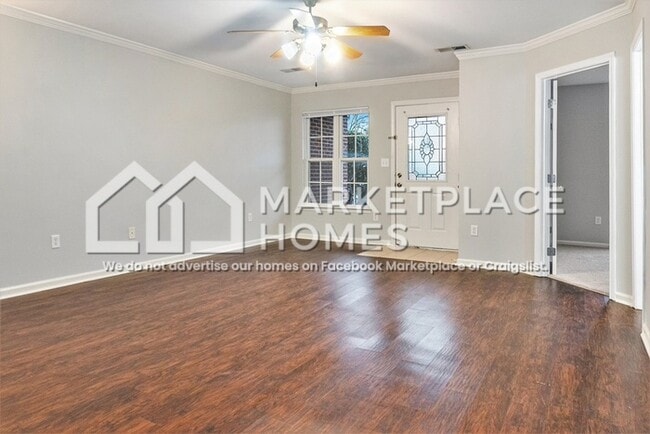 Building Photo - 212 Park Village Cir