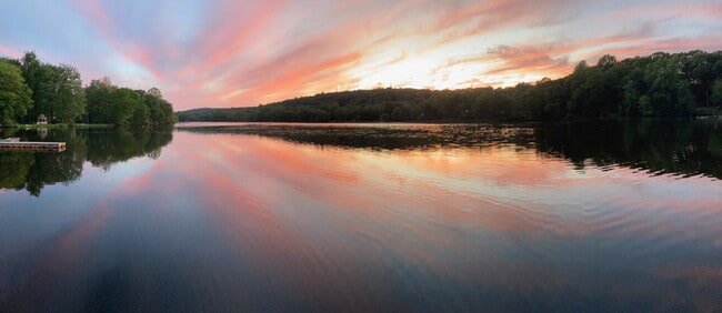 Building Photo - "Discover Comfort and Elegance: Spacious 4-Bed, 3-Bath Home with Hardwood Floors in Randolph, NJ!"