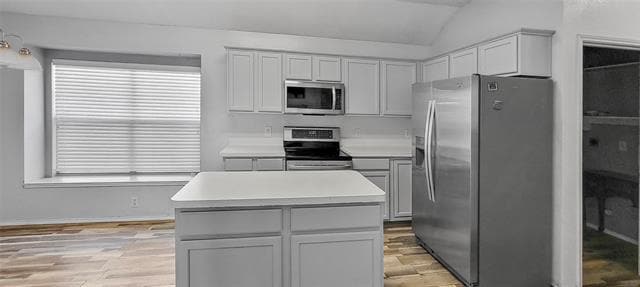 Building Photo - 2530 Decoy Dr