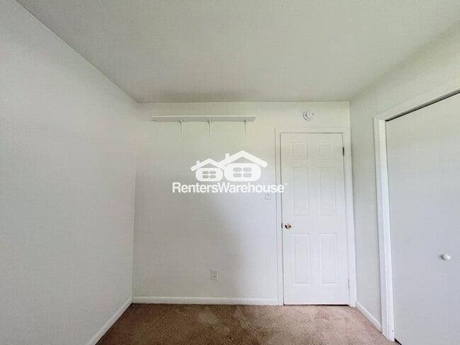 Building Photo - 4945 Paine Ln