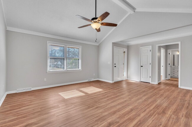 Building Photo - 100 Sunningdale Ct