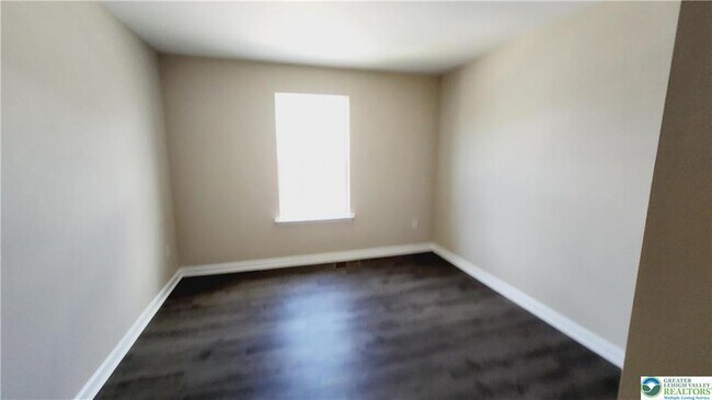 Building Photo - 5136 Dogwood Trail