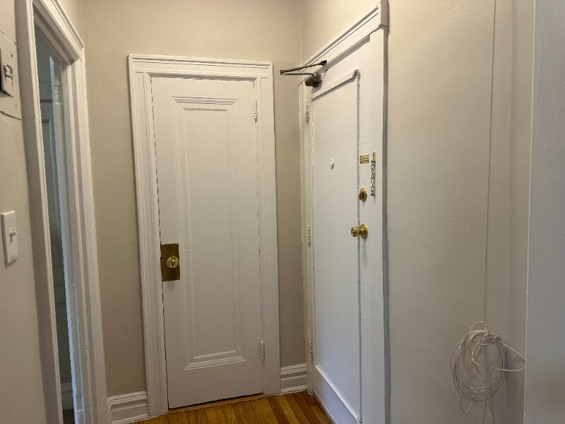 Building Photo - 115 Fairview Ave