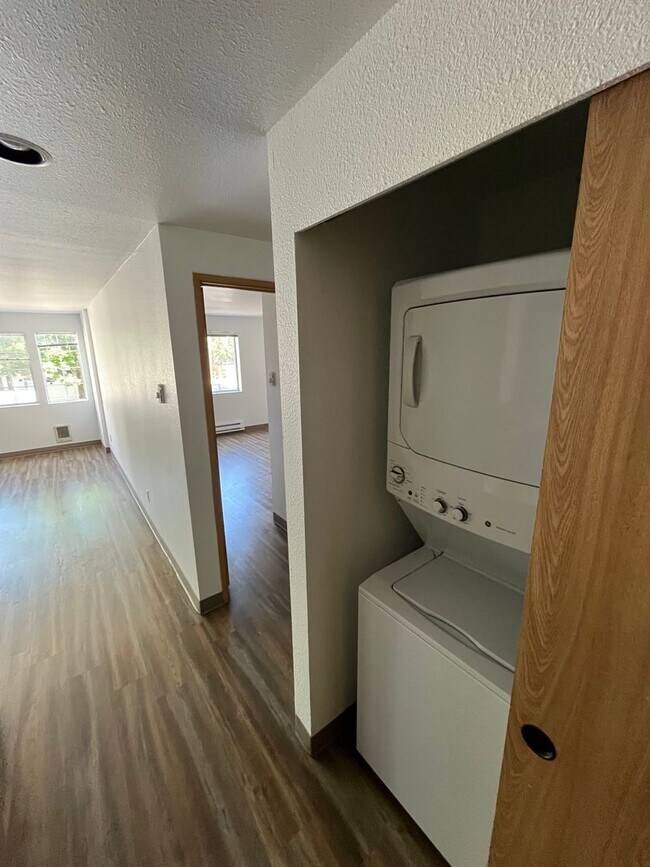 Interior Photo - WINCHESTER APTS.