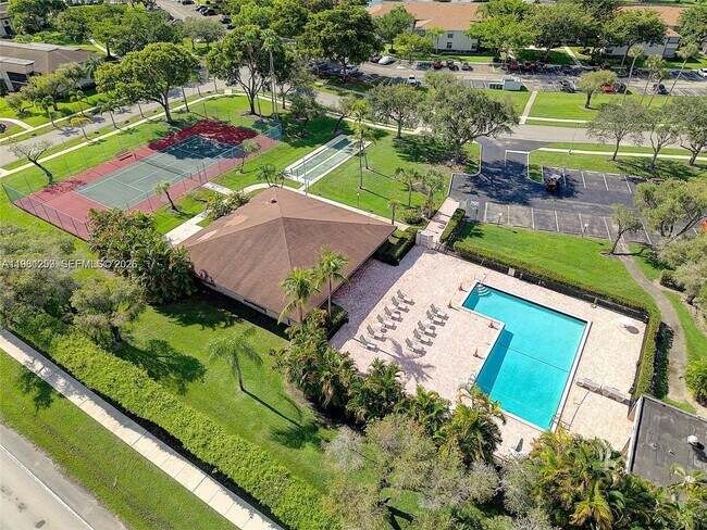 Building Photo - 9606 W McNab Rd