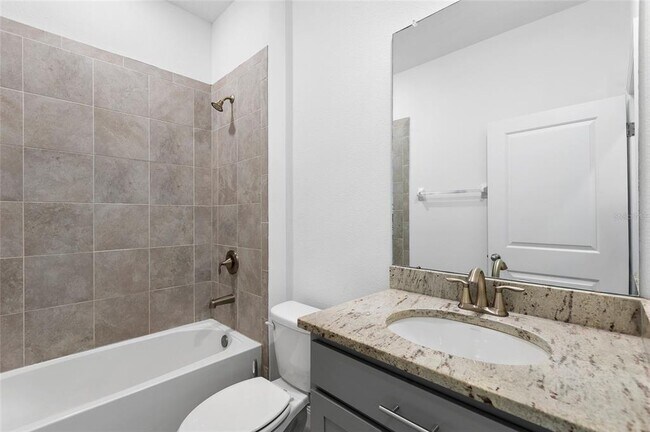 Building Photo - 33034 Sand Creek Dr
