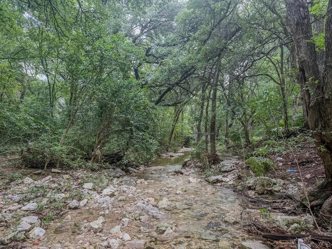 Building Photo - 3839 Dry Creek Dr