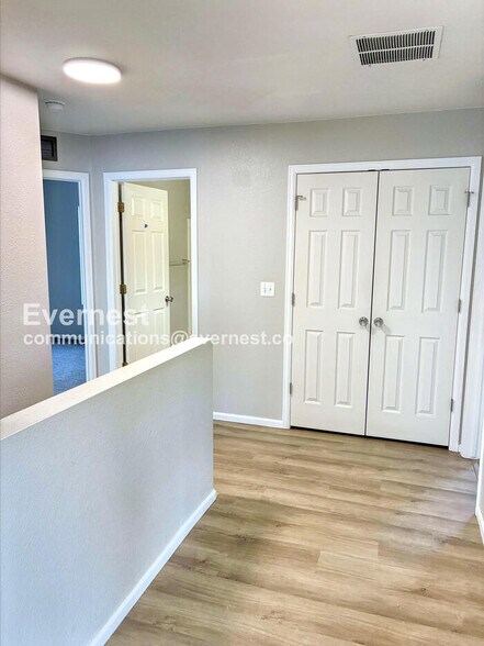 Building Photo - 3907 Heatherwood Cir