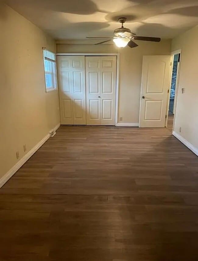 Building Photo - 209 Avalon Ln
