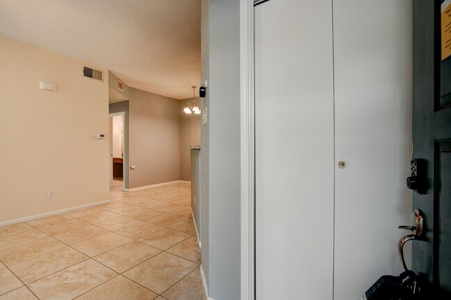 Building Photo - 2450 Wickersham Ln