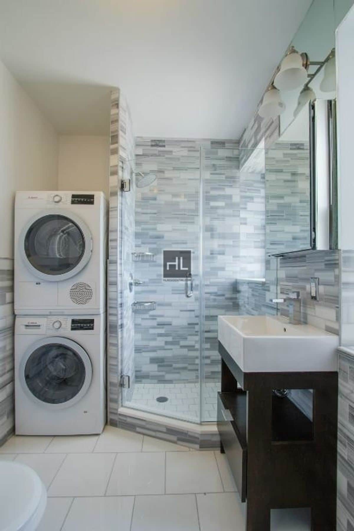 Building Photo - East 5th Street