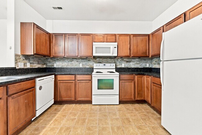 Building Photo - 113 Legato Dr