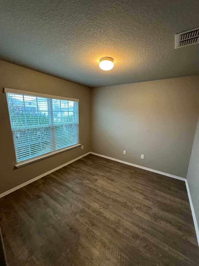Building Photo - 2347 Camberly View