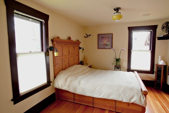 Building Photo - Architect-Restored 1923 Craftsman Bungalow with 3 Flexible Bonus Spaces