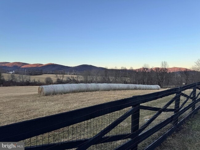 Building Photo - 1558 Zachary Taylor Hwy